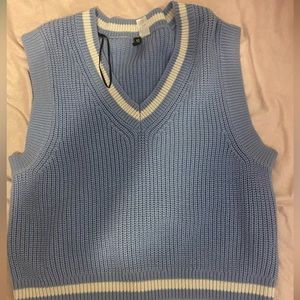 Large  H&M sweater vest light blue